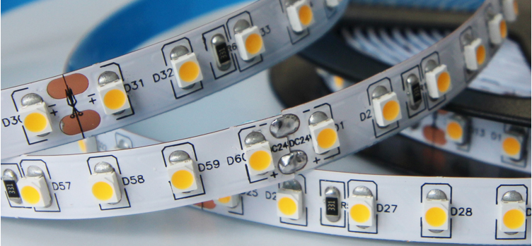 бяла led лента
